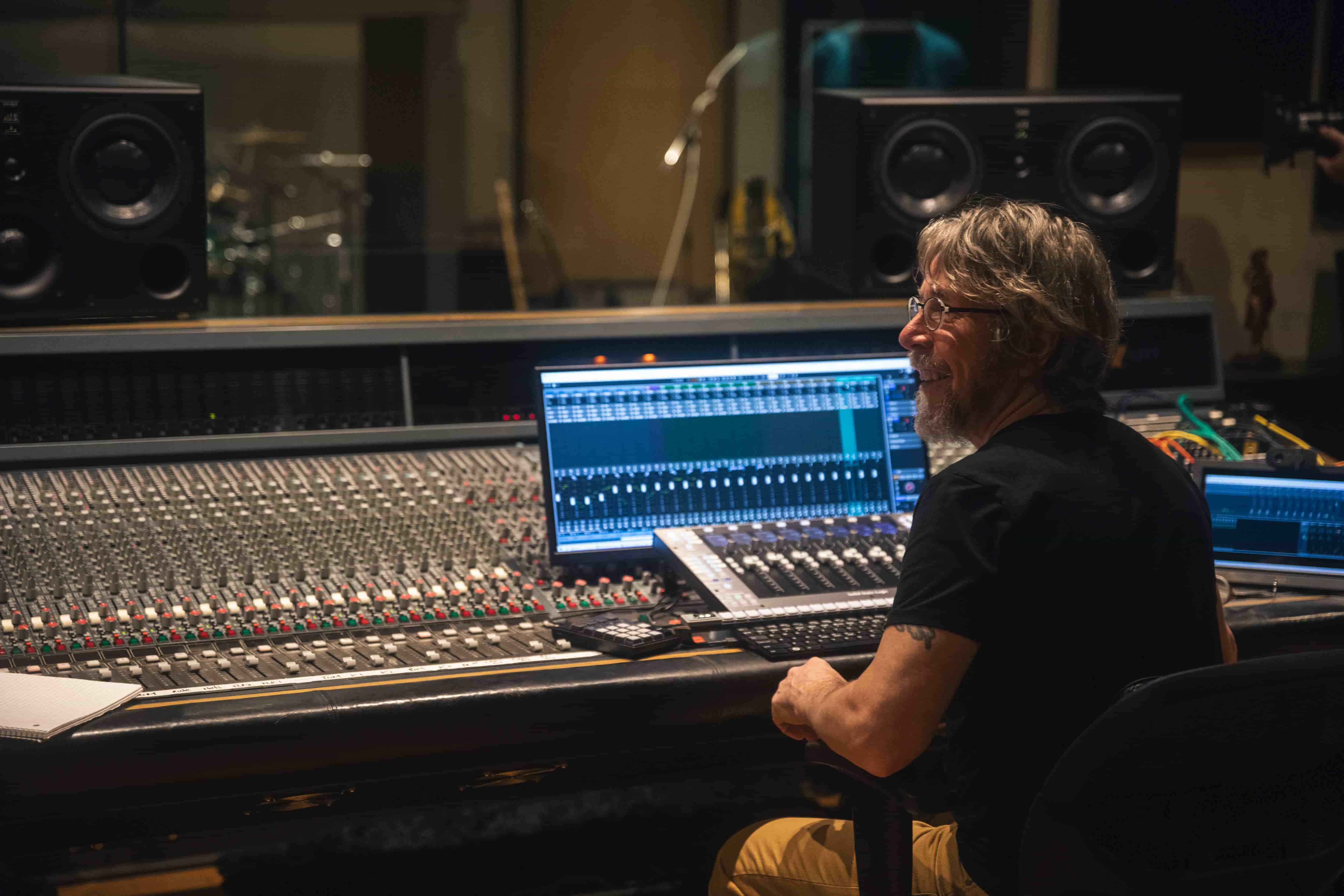 Producteur Luc Beaulac à la console